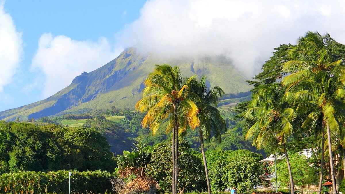 martinique_volcan-6273688_1920.jpg